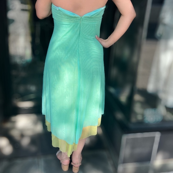 Vintage. Tags On. Y2K Dress by Laundry. - Picture 4 of 6